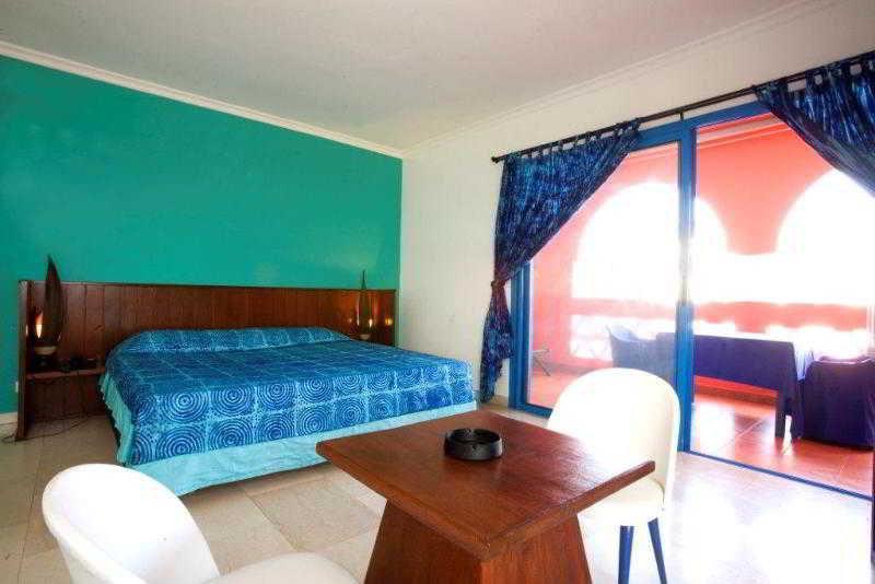 Hotel La Madrague Dakar Zewnętrze zdjęcie